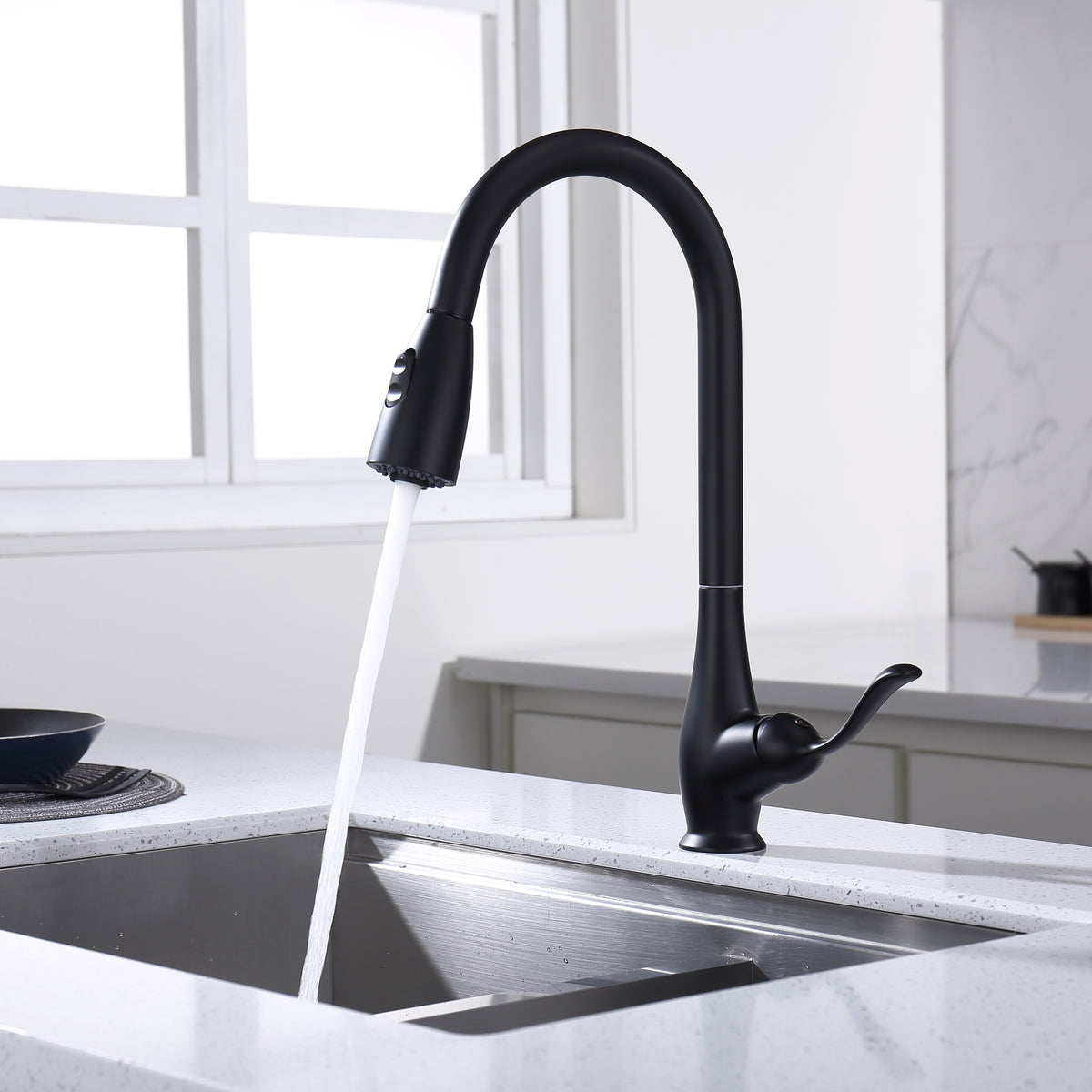 Kitchen Faucet - D3004 Matte Black