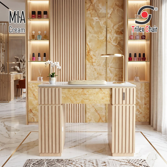 Mia Single Table