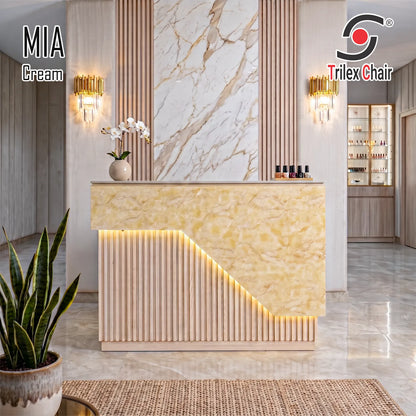 Mia Reception