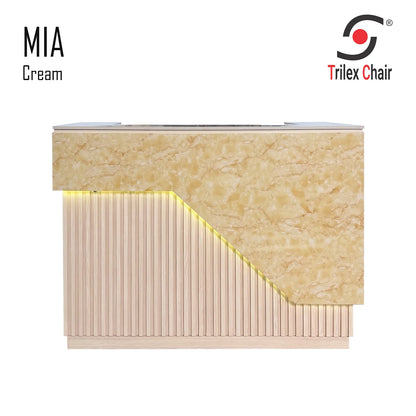 Mia Reception